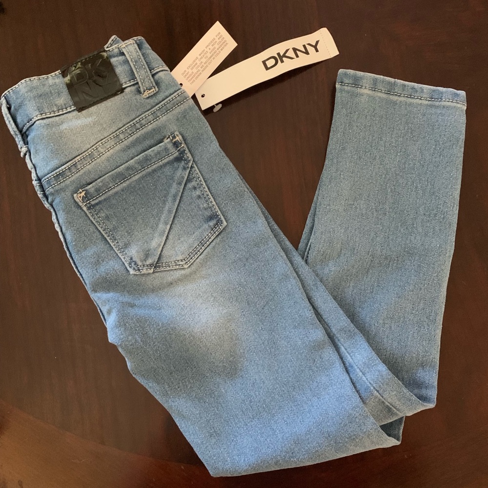 NWT | DKNY Girls jeans • Size 6